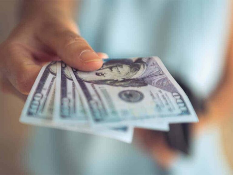 Who pays for plumbing repairs when you rent?