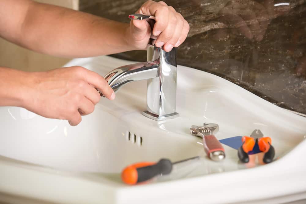 Fixe a faulty faucet