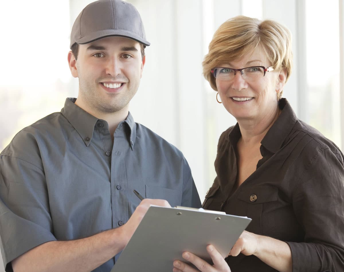 woman-and-worker-483628037