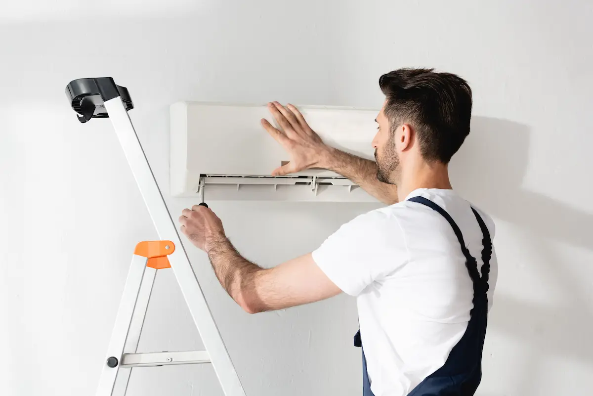 expert hvac technician finishing ac installation, ac installation columbia sc